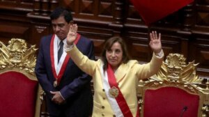 Peru Meksika’daki büyükelçisini süresiz geri çektiğini duyurdu