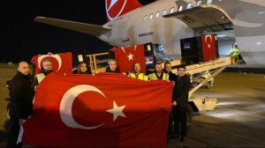 Türkiye’deki depremzedeler için Bosna Hersek ve Sırbistan’ın yardımları sürüyor