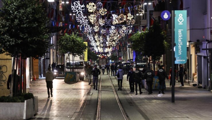 1 Mayıs dolayısıyla kapatılan İstiklal Caddesi açıldı