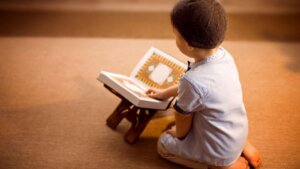 Çocuk gelişim uzmanından değerli ihtar: Manevi eğitim küçük yaşta başlatılmalı!