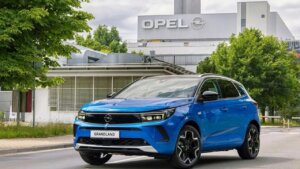 Opel’den tarihi satış performansı