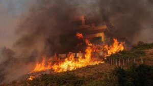 Yunanistan’da orman yangınları: Korfu’da da tahliye buyruğu